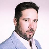 60+ perfiles de «Juan Carranco»