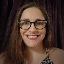 Laura Pollock's Instagram, Twitter & Facebook