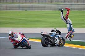 Lorenzo S Highside All Sorts Of Wrongness Racing Motogp Racing Bikes