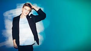 He is known for his work on plooien (2015), jullermorgen señorita (2014) and musik für sie (1995). Vincent Gross Mit Ruckwind Von Roland Kaiser Schlager Netz