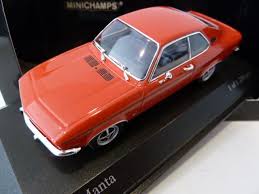 Image result for Kardinalrot 1970 Wartburg