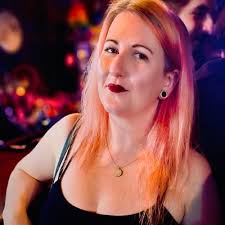 Maria King (@mariaoliviaking)