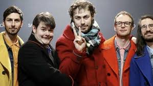 Me want marò back (2015). Sanremo Il Panno Del Casentino Porta Bene Ai Pinguini Tattici Nucleari