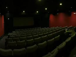 Dal 21 giugno, secondo la medesima proposta, ci sarebbe invece il liberi tutti, con il superamento. Il Ritorno Al Cinema Mi Mancava Sognare Dimenticandomi Di Essere Seduto In Un Teatro Bergamonews