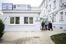 D) să fie apte din punct de vedere medical, fizic şi psihic; BÄƒtaie Pe Posturi In Ipj ConstanÈ›a Peste Opt CandidaÈ›i Pe Loc Cuget Liber