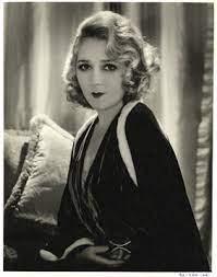 Silent movie hair (the bigger the better!) i often remark that people tend to forget that the silent era lasted over 30 years and many hairstyles came and went during that time. Mary Pickford Silent Films Wiki Fandom