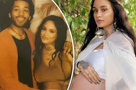 Kehlani chose to have natural birth in a bathroom, surrounded by the people she loves. Meet Adeya Nomi Kehlani S Daughter With Partner And Baby Father Javie Young White