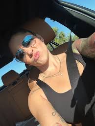 Ya girl did NOT wanna gym today. The body dysmorphia was getting me but ya  know what.. I went. And I'm so damn glad! 😎