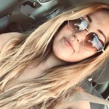 Bella Ann (morethanjustamama)