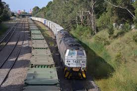 1433 1443 Leads A Container Train Bound For Port Botany Botany Port Train