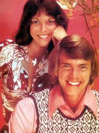 Did you all know that there was a song written in reply to the "Dear John"  song? Here it is... performed by Larry and Mary Dunlop, Terry Dalton, Pat Doug  LeBlanc |