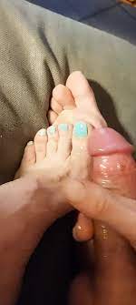 Foot And Toes - Cumshot | xHamster
