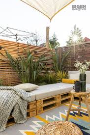 Verwandeln Sie Paletten In Eine Nachhaltige Bank Fur Den Garten Verwenden Sie Paletten Um Eine S Garten Mobel Huis En Tuin Tuin Pallet Tuin