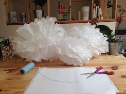 La Decoration Avec Des Pompons Diy Inside Blog Decoration Faite Main Pompon Papier Diy Pompon
