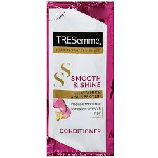 So that your hair shines with style as do you! Buy Tresemme Smooth Shine Conditioner 7 Ml Online Sastasundar Com