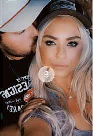 Happy one year anniversary to my husband ❤️ One year down, and forever to  go. True love never has endings ❤️💕❤️ #anniversary #oneyear  #ourstoryismyfavorite