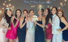 Lực lượng an ninh có vũ trang đã được điều động, đã có ghi nhận về các vụ đụng độ và bắt bớ tại thủ đô havana. Ä'am CÆ°á»›i A Háº­u TÆ°á»ng San Quy Tá»¥ Dan Háº­u Ä'inh Ä'am Xuan Báº¯c Lam Mc Tiá»ƒu Vy Báº¯t Ä'Æ°á»£c Hoa CÆ°á»›i NhÆ°ng Ä'áº©y Cho Ä'á»— Má»¹ Linh