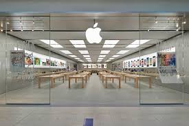 Mettiamo a disposizione di tutta la clientela di reggio emilia e provincia un assortito ventaglio di servizio, quali la riparazione di cellulari, computer e tablet apple, la sostituzione. Le Befane Apple Store Apple It