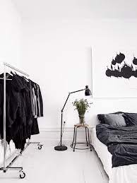 Decorating ideas in black and white have their own charm and delight their timeless elegance and timeless style. 45 Timeless Black And White Bedrooms That Know How To Stand Out