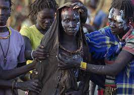 L'infibulazione, la pratica di mutilazione dei genitali femminili, è vietata e punita dal codice penale italiano anche se il reato è commesso . Rivoluzione In Somalia L Infibulazione Diviene Illegale Ilgiornale It