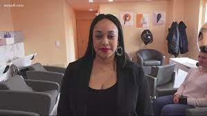 Blow drying my hair too often here would result in lots of breakage (more harm than good). Woman Opens Blow Dry Bar To Serve People With All Hair Textures Wusa9 Com