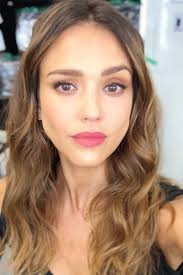 Jessica marie alba (/ ˈ æ l b ə /; Jessica Alba On The Best Place To Score Houseplants Crystals And Skincare Exclusive