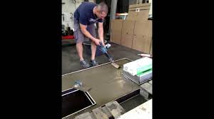 Derzeit liegen beton bäder und beton küchen stark im trend. Arbeitsplatte Selber Bauen Youtube