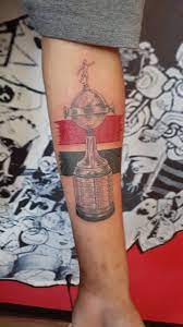 pin de elizangela muniz em tatuagem flamengo tatuagem flamengo tatuagens belas tatuagem