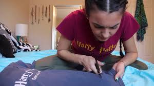 In this technique, you are required to have the skills of first cutting the tee into a crop top. Diy Crop Tops How I Cut My Tee Shirts Youtube