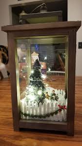 Cheap And Easy Dollar Store Christmas Decorating Ideas Winter Scene Lantern Weihnachtsdekoration Ideen Weihnachtsdekoration Winter Szenen