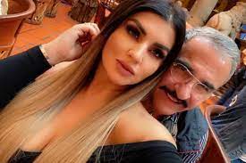 En una presunta clínica de rehabilitación y presentó una entrevista con alguien cercano a la familia fernández, en dicha plática se reveló que el hermano mayor de alejandro fernández habría estado internado para desintoxicarlo. Kim Kardashian Mexicana Defiende Su Relacion Con Vicente Fernandez Jr Por Diferencia De Edad Gente Cultura Eltiempo Com