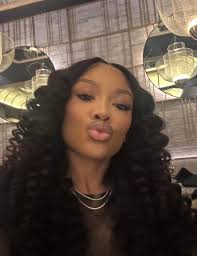 Kayla B going viral with her pics