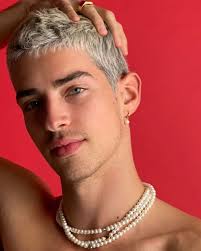 Karl Schnabl (karl70614)