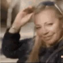 Easily share sticker gifs in imessage or android messages. Belen Estebqn Gifs Tenor