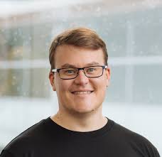 Learn about the Mentors helping entrepreneurs in our program