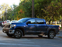 Here is a list of the available toyota tundra bed and cab combinations and bed dimensions. Toyota Tundra Wikipedia