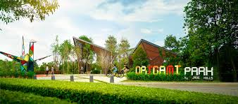 It is easily accessible via major highways such as the sungai besi. This Luxury Residence Boasts Gateless Spacious Homes Surrounded By Lush Greenery
