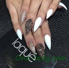 Les ongles fragiles sont peu épais et s'abîment quoique l'on fasse. Comment Faire Des Talons Aiguilles Ongles Stiletto Comment Affuter La Forme