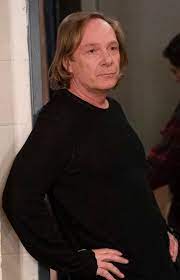 It shows viewers week after week what it would be like if there were cops that doubled as social workers and didn't care what it took to get justice for victims. Watch Law Order Svu Online Season 21 Episode 17 Tv Fanatic