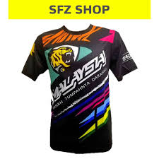 Ini cerita.malaysia dah selangkah maju ke hadapan bila layak menempuh semi final dengan vietnam rabu nie.bangga betol la.hehe.bukan senang nak maju sampai tahap nie. Jersi Malaysia Merdeka Tanah Tumpahnya Darahku Shopee Malaysia