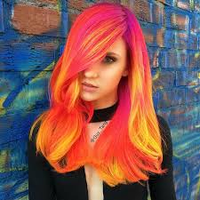 Hair colorist extraordinaire guy tang has already proven that he can do anything with locks. People Are Loving This New Glow In The Dark Hair Trend Bored Panda