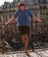 Entretien avec françoise arnoul sur simone signoret. Francoise Arnoul La Dame Du 5e Le Point