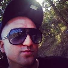 Listen to playlists featuring Surjit Bindrakhia- Tera Yaar Bolda (Byah  Shadiyan ch loka da fav song) by Sardar ManinderDeepSingh online for free 