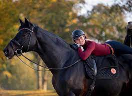 Animal lover, dressagerider, mother, author, businesswoman & enjoying aplant based diet. Facebook