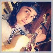 Dasia Araujo (@Dasia_AraHOE)