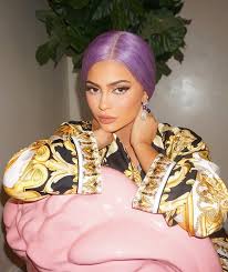 This Unexpected Hair Color Is About To Take Over Your Insta Feed Kylie Jenner Met Gala Kylie Jenner Look Kylie Jenner