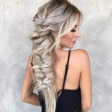Start this edgy hairstyle out with 2nd or 3rd day hair, or use some dry shampoo so your hair has a faux hawk is ultimately edgy, and easy to fake and still be pretty! 33 Very Edgy Hairstyles To Copy In 2021
