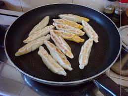 Resepi ini telah dikongsikan oleh puan masz. Cik Azz Resepi Sardin Roll Aka Sardin Gulung