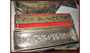 Istoria și puterea sa nemărginită. Braul Maicii Domnului Va Fi Adus In Pelerinaj La Arhiepiscopia Ramnicului