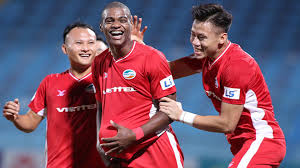 Quế ngọc hải và cú vào bóng ghê rợn lên báo nước ngoài. Quáº¿ Ngá»c Háº£i Tin Viettel Vo Ä'á»‹ch V League 2020 Ttvh Online
